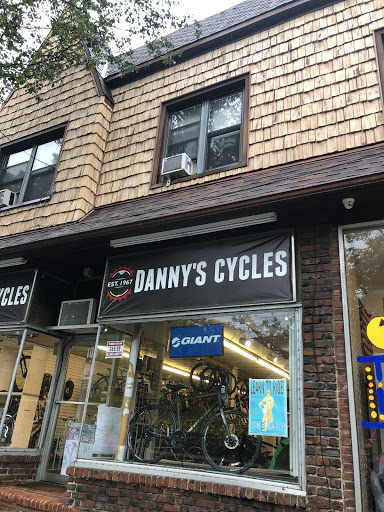 Bicycle Store «Pelham Bicycle Center», reviews and photos, 109 Wolfs Ln, Pelham, NY 10803, USA