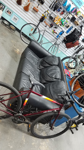 Bicycle Store «City Bike Tampa», reviews and photos, 208 E Cass St, Tampa, FL 33602, USA
