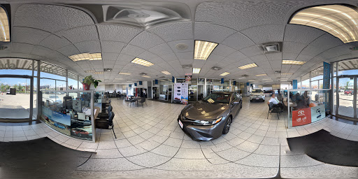 Toyota Dealer «DARCARS Toyota Baltimore», reviews and photos, 6007 Eastern Ave, Baltimore, MD 21224, USA