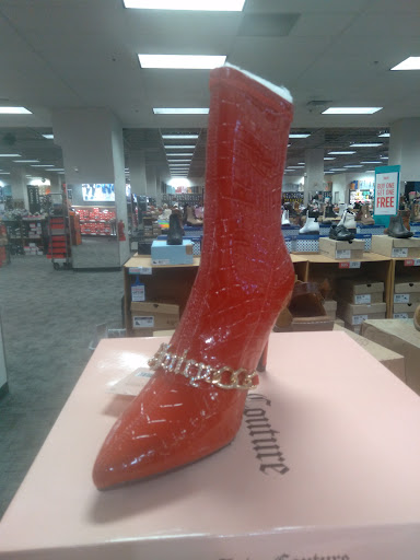 Shoe Store «Off Broadway Shoe Warehouse», reviews and photos, 8600 Ward Pkwy, Kansas City, MO 64114, USA