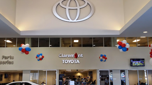 Toyota Dealer «Claremont Toyota», reviews and photos, 601 Auto Center Dr, Claremont, CA 91711, USA
