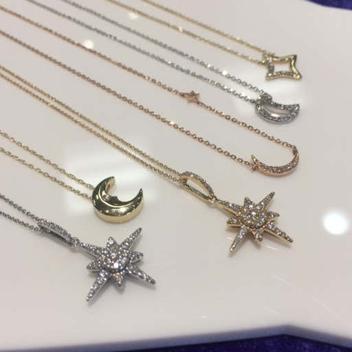 Jewelry Store «Royal Jewelers», reviews and photos, 4505 Shelbyville Rd Ste 101, Louisville, KY 40207, USA