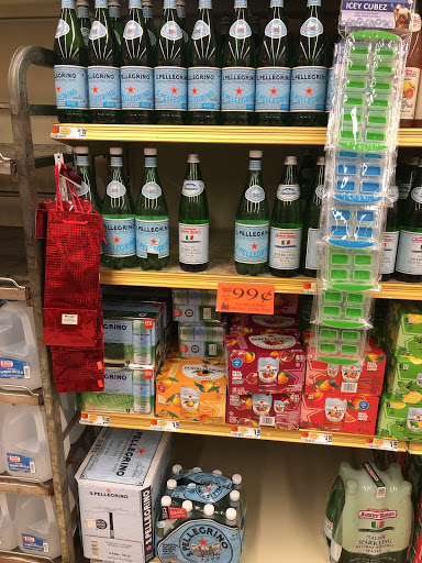 Grocery Store «Market Basket», reviews and photos, 95 Sutton Ave, Oxford, MA 01540, USA