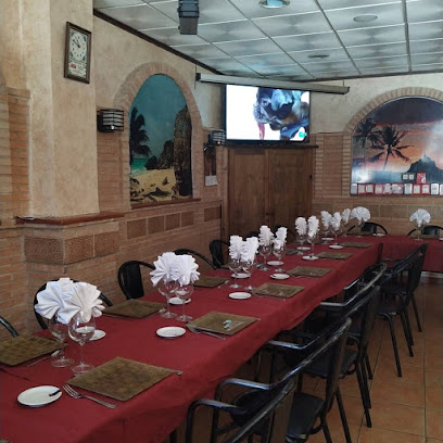 Bar-Restaurante Los Cocos - Pl. España, 13, 45523 Alcabón, Toledo, Spain