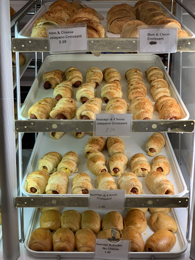 Donut Shop «Donut Crown», reviews and photos, 7940 Burnet Rd, Austin, TX 78757, USA