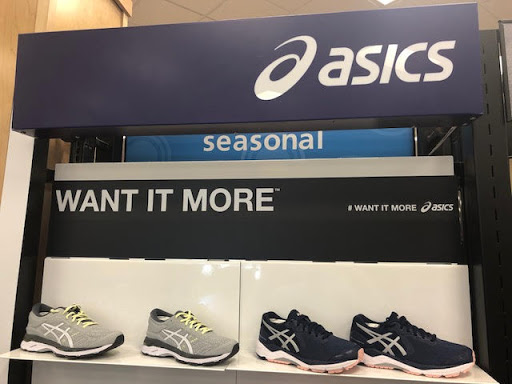 Sporting Goods Store «SCHEELS», reviews and photos, 505 Center Ave, Moorhead, MN 56560, USA