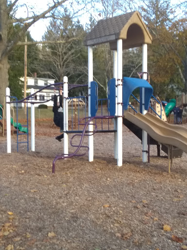 Park «Collins Street Playground», reviews and photos, 37 Collins Ave, Amesbury, MA 01913, USA