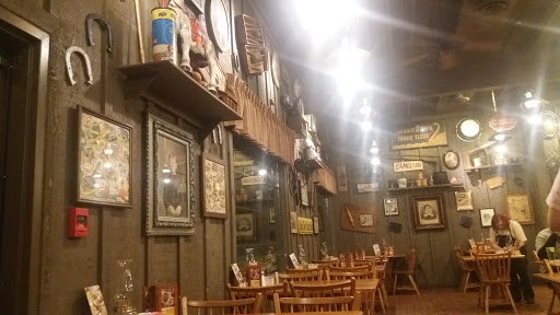 American Restaurant «Cracker Barrel Old Country Store», reviews and photos, 11000 Dixie Hwy, Louisville, KY 40272, USA