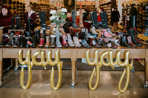 Shoe Store «Mast Shoes Ann Arbor», reviews and photos, 2517 Jackson Ave, Ann Arbor, MI 48103, USA