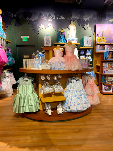 Toy Store «Disney Store», reviews and photos, 313 Smith Haven Mall, Lake Grove, NY 11755, USA