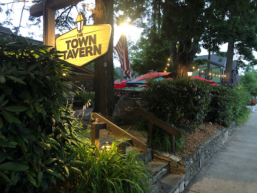 Sports Bar «The Town Tavern», reviews and photos, 1182 Main St, Blowing Rock, NC 28605, USA