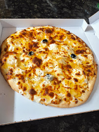 Pizza du Pizzas à emporter PIZZAS CHRIS à St Privat en Périgord - n°12