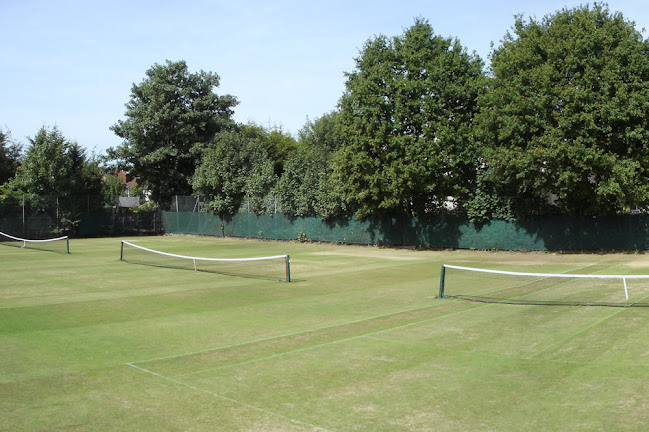 Reviews of Ealing Lawn Tennis Club in London - Sports Complex