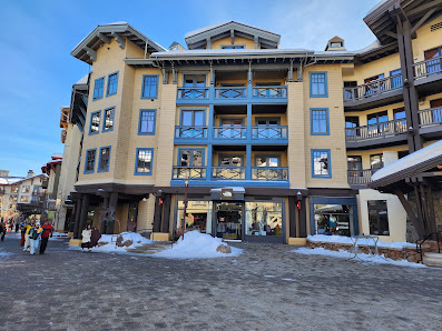 The North Face 1880 Village South Road Suite 32 Olympic Valley, Tahoe City, CA 96146, United States
