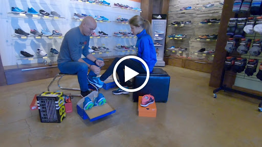 Shoe Store «Big Peach Running Co. - Alpharetta», reviews and photos, 5530 Windward Pkwy #420, Alpharetta, GA 30004, USA