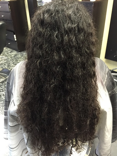 Beauty Salon «Latina Diva Beauty Salon», reviews and photos, 614 N Britain Rd, Irving, TX 75061, USA