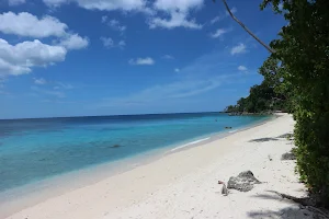 Sumur Tiga Beach Sabang image