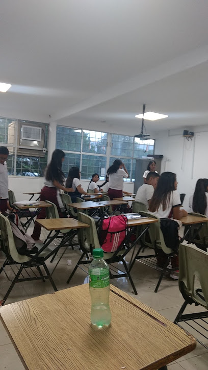 Escuela Secundaria Guillermo Prado Prado