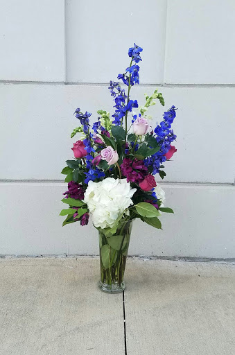 Florist «Mint Julep Flower Shop», reviews and photos, 808 5th St, Coralville, IA 52241, USA