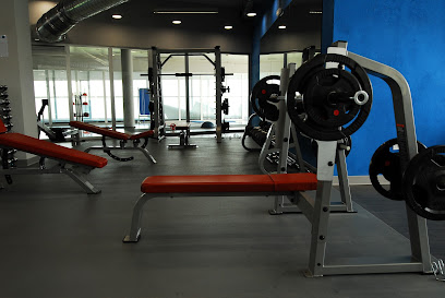 Infinit Fitness Gym - Centro Comercial Bahía Center, C. Bahía de Gando, 1, 28042 Madrid, Spain