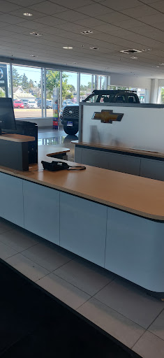 Car Dealer «Gilchrist Chevrolet Buick GMC of Tacoma», reviews and photos, 5840 S Tacoma Way, Tacoma, WA 98409, USA