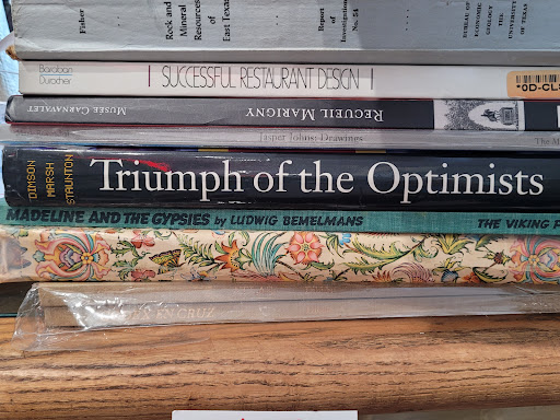 Book Store «Quarter Price Books», reviews and photos, 3820 Shepherd Dr, Houston, TX 77098, USA