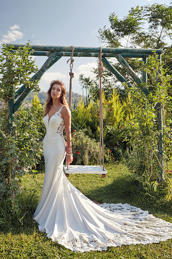 Bridal Shop «La Boutique De Bridal & Tuxes», reviews and photos, 3034 W New Haven Ave, West Melbourne, FL 32904, USA