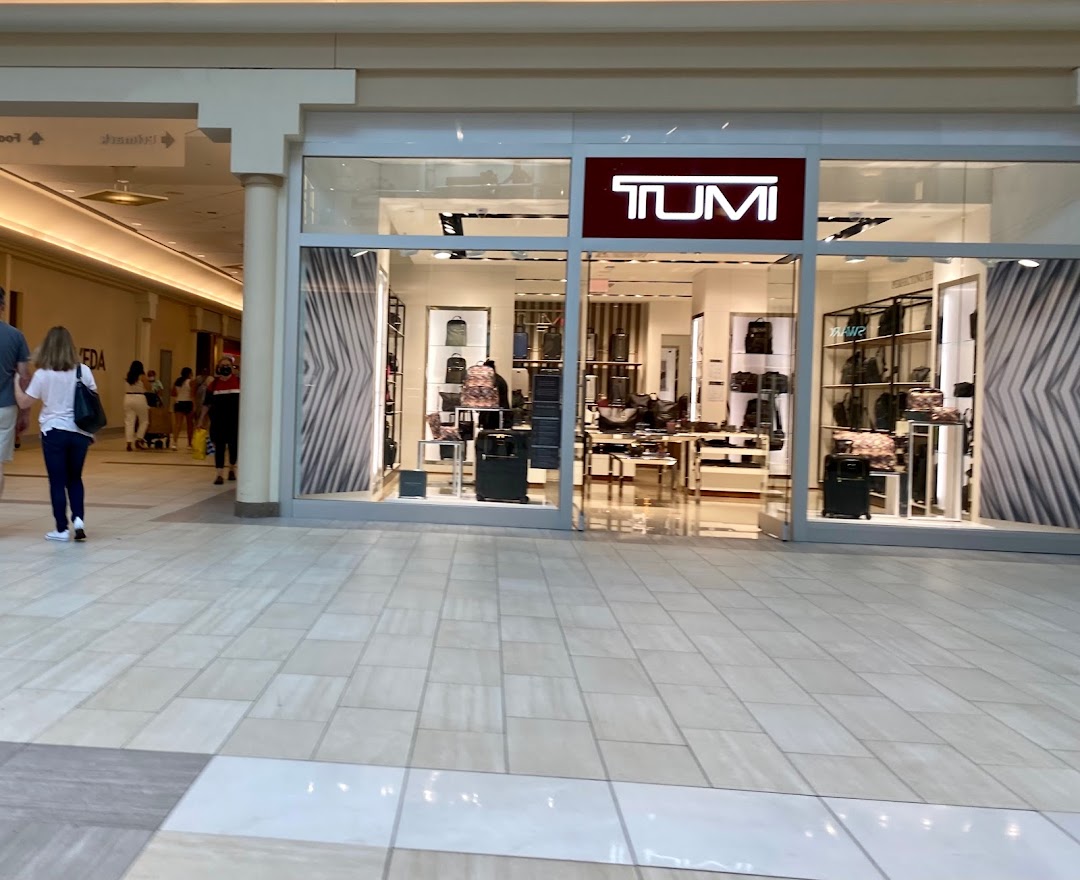 TUMI Store - Burlington Mall