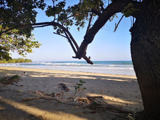Langogan Beach