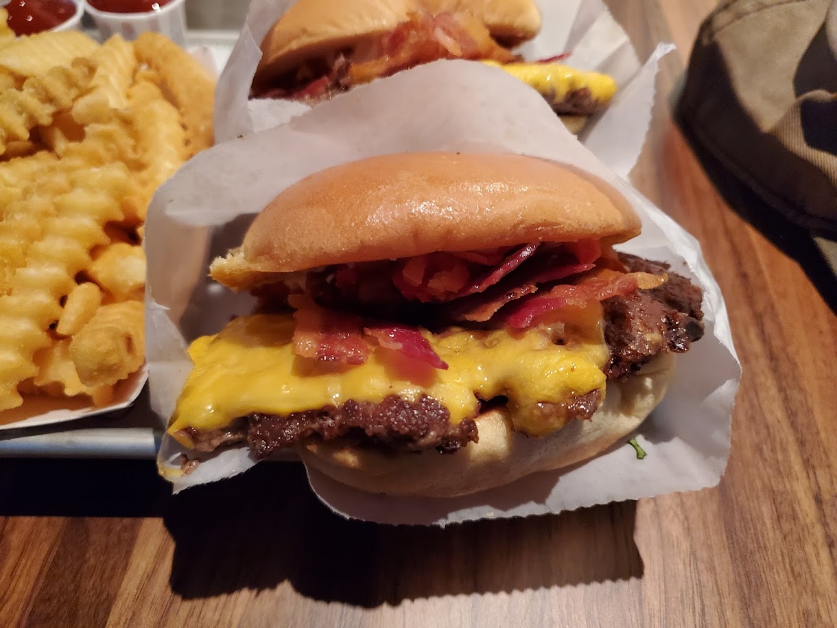 Shake Shack Encore Boston Harbor