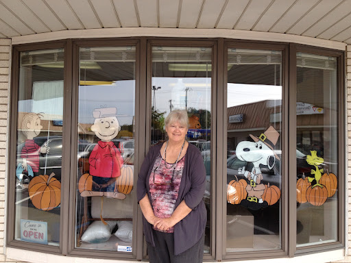 9521 Indianapolis Blvd, Highland, IN 46322, USA