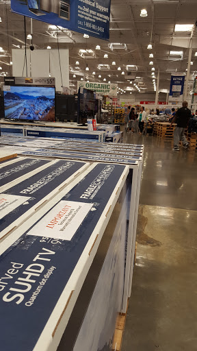 Warehouse store «Costco Wholesale», reviews and photos, 1900 Davis St, San Leandro, CA 94577, USA