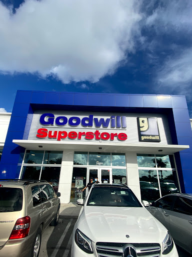 Charity «Goodwill Store & Donation Center», reviews and photos