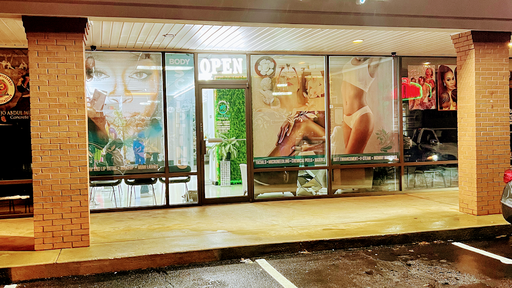 Forever Glam’d Beauty Bar & salon 30052