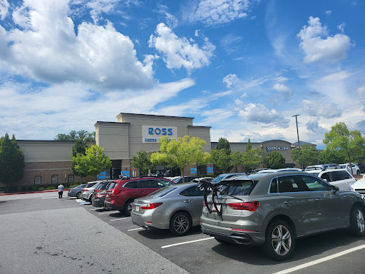 Clothing Store «Ross Dress for Less», reviews and photos, 11720 Medlock Bridge Rd, Johns Creek, GA 30097, USA