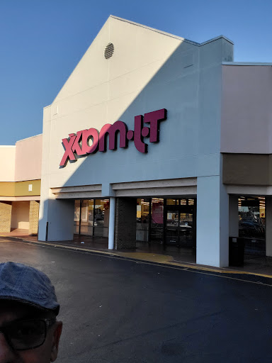 Department Store «T.J. Maxx», reviews and photos, 7555 W Hillsborough Ave, Tampa, FL 33615, USA
