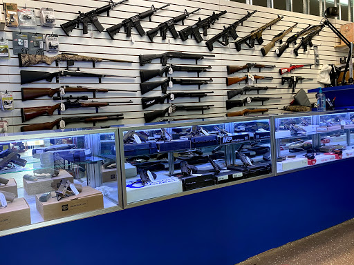 Pawn Shop «Florida Pawn & Gun», reviews and photos, 9318 E Colonial Dr, Orlando, FL 32817, USA