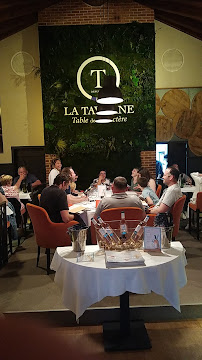 Atmosphère du Restaurant français La Taverne - Table de caractère - Lécousse à Lécousse - n°5