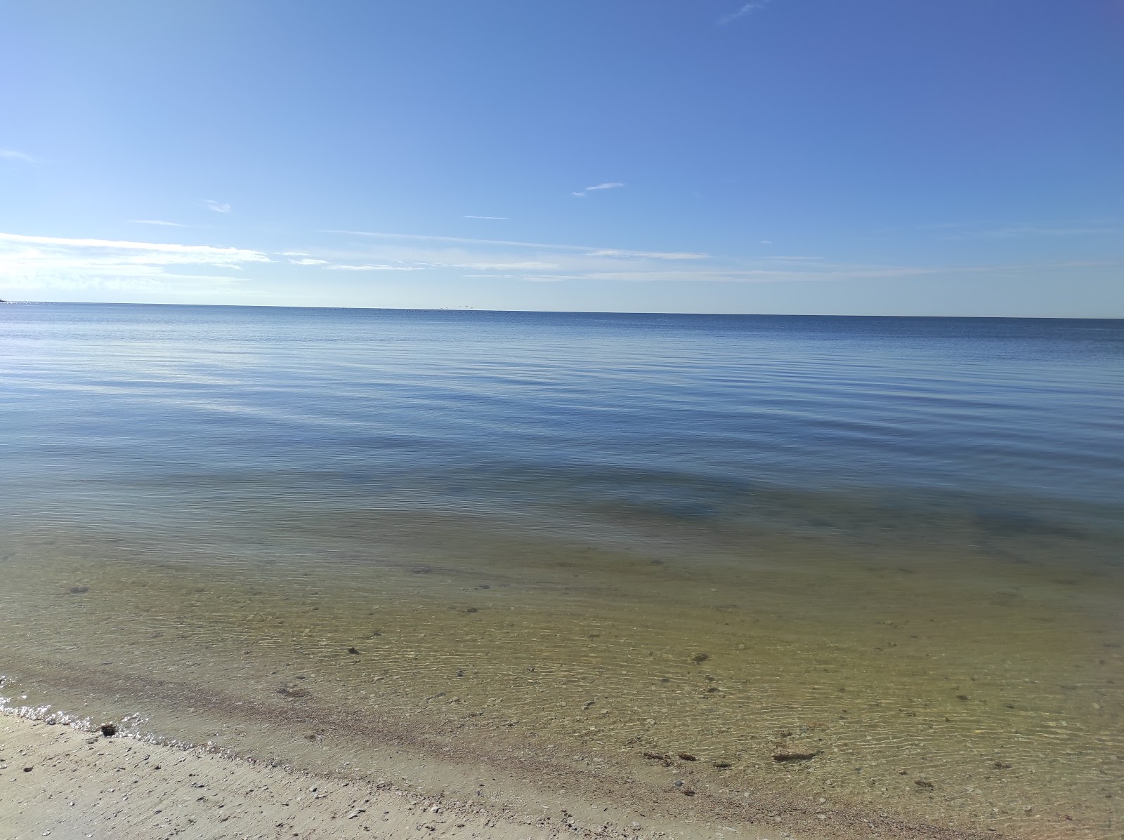 Foto af Picnic Key med turkis vand overflade