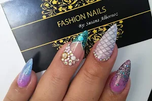 Fashion Nails image