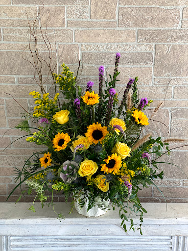 Florist «Treasured Blossoms Flower Market», reviews and photos, 5101 Rowlett Rd, Rowlett, TX 75088, USA