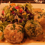 Photo n°1 de l'avis de F.F fait le 30/10/2022 à 21:22 sur le  Berggasthaus Fröbelturm à Schwarzatal