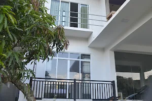 Mountain White villa image