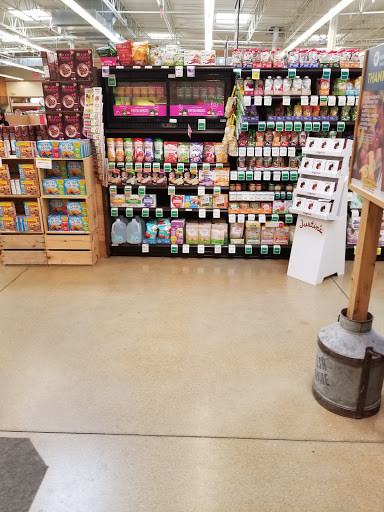 Natural Foods Store «Fresh Thyme Farmers Market- Fishers», reviews and photos, 11481 E 116th St, Fishers, IN 46037, USA