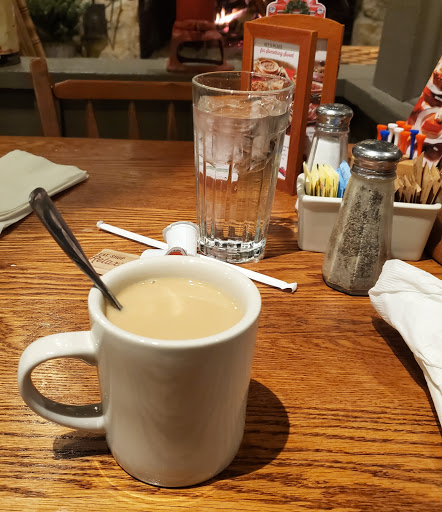 American Restaurant «Cracker Barrel Old Country Store», reviews and photos, 4210 Franklin Commons Ct, Franklin, TN 37067, USA