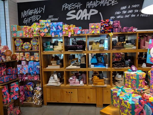 Cosmetics Store «Lush», reviews and photos, 311 Daniel Webster Hwy, Nashua, NH 03060, USA
