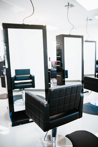 Hair Salon «Beehive Hair Studio», reviews and photos, 136 Old San Antonio Rd #101, Boerne, TX 78006, USA