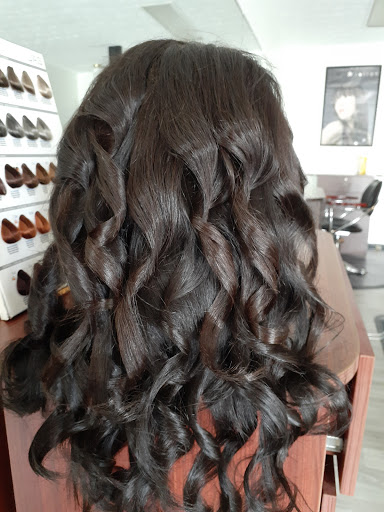 Beauty Salon «Bruni Dominican Hair Salon», reviews and photos, 1990 Main St E, Snellville, GA 30078, USA