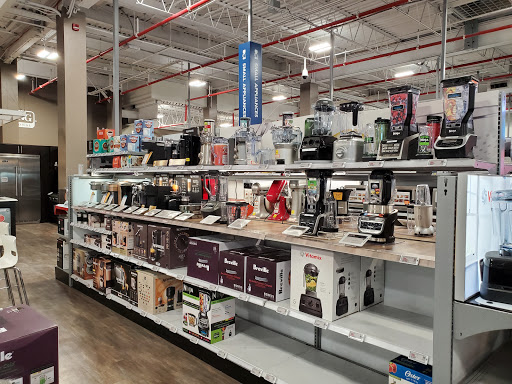 Electronics Store «Best Buy», reviews and photos, 8923 Bay Pkwy, Brooklyn, NY 11214, USA