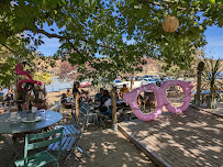 Atmosphère du Restaurant La Guinguette Chez Jojo et Paulette à Verfeil - n°3